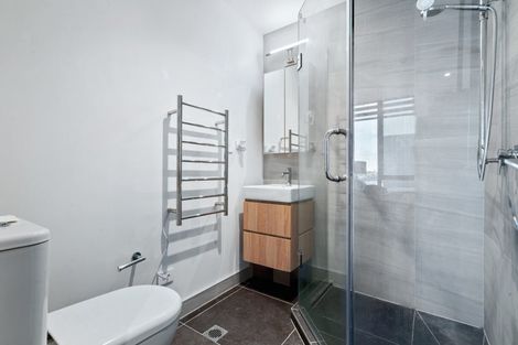 Photo of property in 301/1 Buscomb Avenue, Henderson, Auckland, 0610