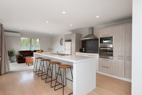 Photo of property in 43 Benmore Crescent, Pyes Pa, Tauranga, 3112