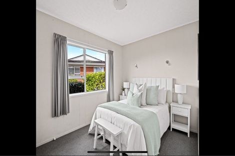 Photo of property in 12a Tower Hill, Stanmore Bay, Whangaparaoa, 0930