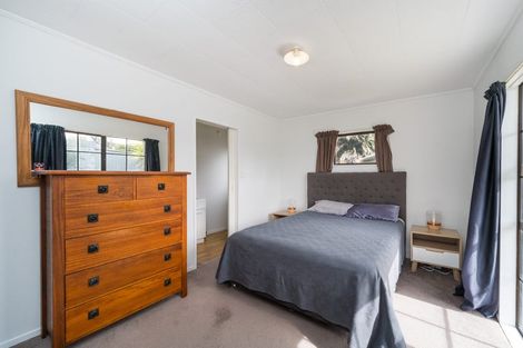 Photo of property in 16a Wood Street, Takaro, Palmerston North, 4410