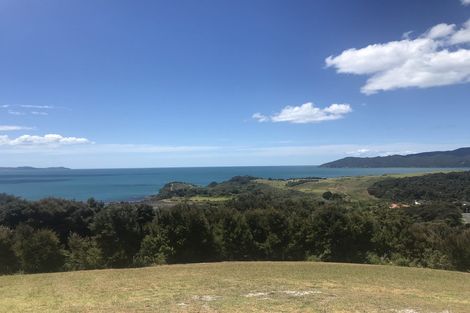 Photo of property in 25 Bay View Road, Cable Bay, 0420