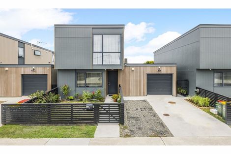 Photo of property in 14 Te Aparangi Road, Papakura, 2110