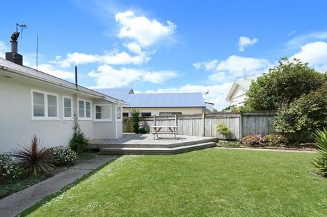 Photo of property in 166 College Street, Awapuni, Palmerston North, 4412