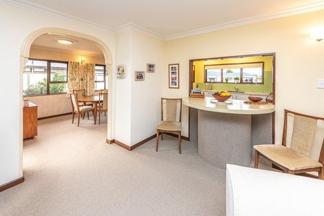 Photo of property in 4 Warwick Place, Springvale, Whanganui, 4501