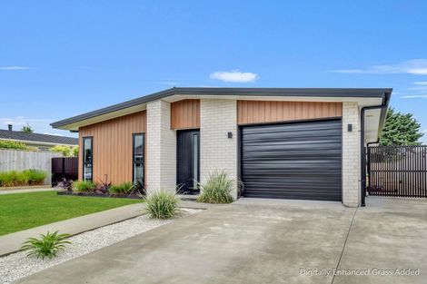 Photo of property in 6 Cambridge Street, Pahiatua, 4910