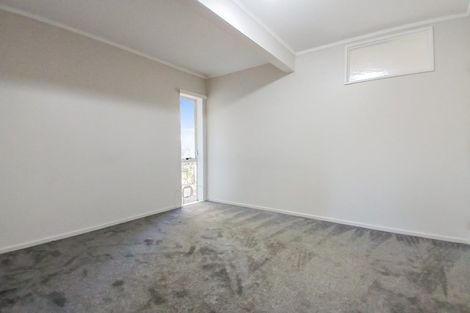 Photo of property in 53 Central Park Drive, Te Atatu South, Auckland, 0610