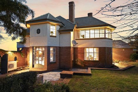 Photo of property in 14 Sheen Street, Roslyn, Dunedin, 9010