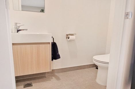 Photo of property in 30 Whai Hua Lane, Mangere Bridge, Auckland, 2022