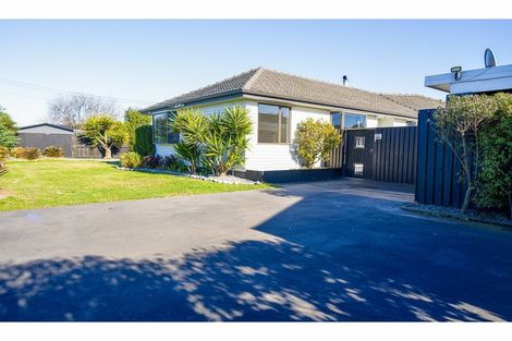 Photo of property in 7 Carlsen Street, Burwood, Christchurch, 8083
