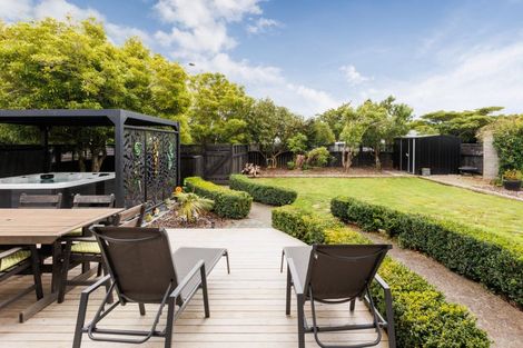 Photo of property in 32 Manson Street, Terrace End, Palmerston North, 4410