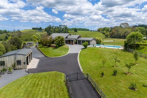 Photo of property in 220 Howden Road, Temple View, Hamilton, 3289