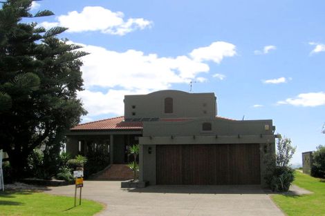 Photo of property in 61 Shaw Road, Waihi Beach, 3611