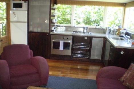 Photo of property in 23 Hawkhurst Road, Lyttelton, 8082