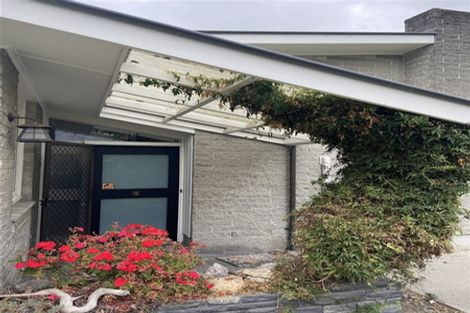 Photo of property in 4 Tuirau Place, Ilam, Christchurch, 8041