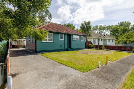 Photo of property in 23 Tilbury Avenue, Hokowhitu, Palmerston North, 4410