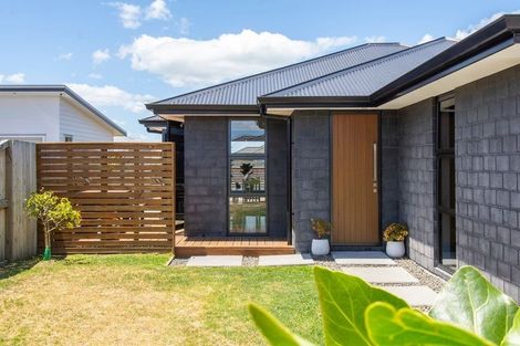 Photo of property in 21 Kanono Close, Papamoa Beach, Papamoa, 3118