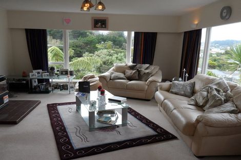 Photo of property in 6 Canterbury Street, Karori, Wellington, 6012