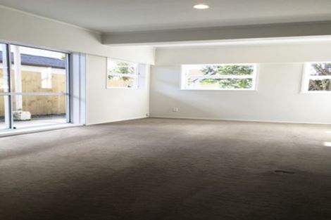 Photo of property in 185 Onewa Road, Birkenhead, Auckland, 0626