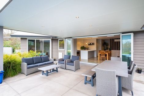 Photo of property in 43 Tauroa Valley Road, Havelock North, 4130