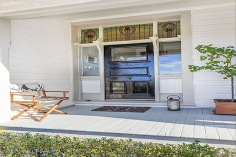 Photo of property in 23 Moana Road, Kelburn, Wellington, 6012