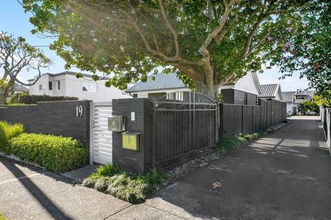 Photo of property in 1/19 Saltburn Road, Milford, Auckland, 0620