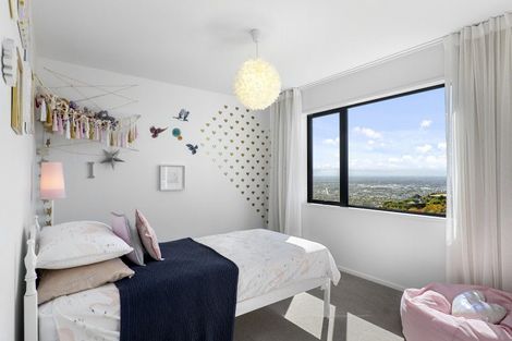 Photo of property in 17 Old Barrow Heights, Huntsbury, Christchurch, 8022