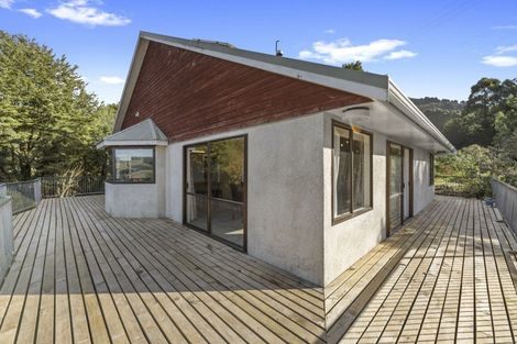 Photo of property in 121 Hall Road, Sawyers Bay, Port Chalmers, 9023