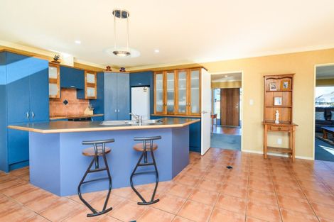 Photo of property in 16 Presidential Drive, Milson, Palmerston North, 4414