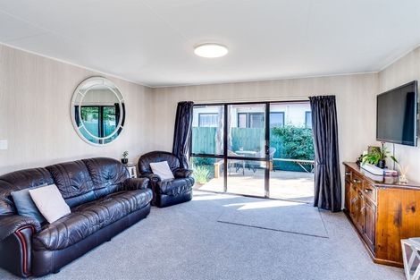 Photo of property in 25 Windsor Terrace, Taradale, Napier, 4112