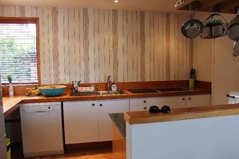 Photo of property in 3 Mizpah Road, Waiake, Auckland, 0630