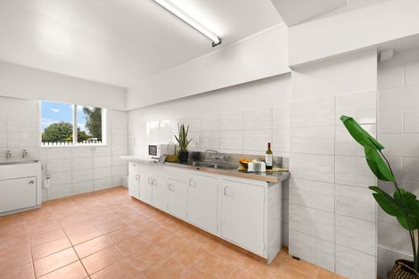 Photo of property in 16 Resthill Crescent, Glenview, Hamilton, 3206