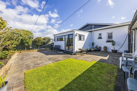Photo of property in 19 Omagh Avenue, Papatoetoe, Auckland, 2025
