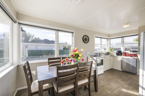 Photo of property in 582 Pioneer Highway, Highbury, Palmerston North, 4412