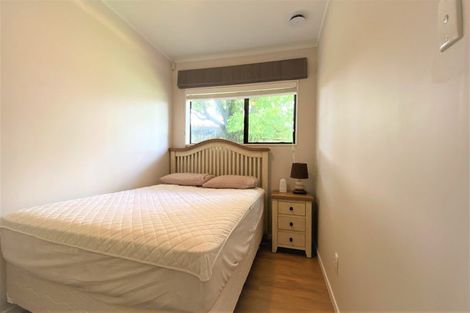 Photo of property in 16 Cherub Place, West Harbour, Auckland, 0618