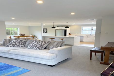 Photo of property in 3 Baylands Drive, Newlands, Wellington, 6037