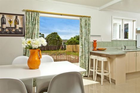 Photo of property in 469 Swanson Road, Ranui, Auckland, 0612