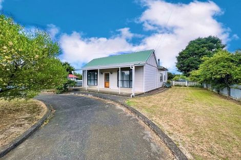 Photo of property in 8 Edinburgh Street, Dannevirke, 4930