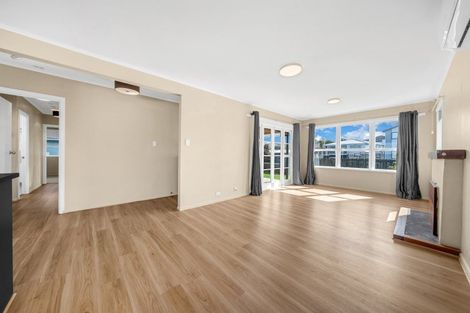 Photo of property in 9 Andrew Road, Howick, Auckland, 2010