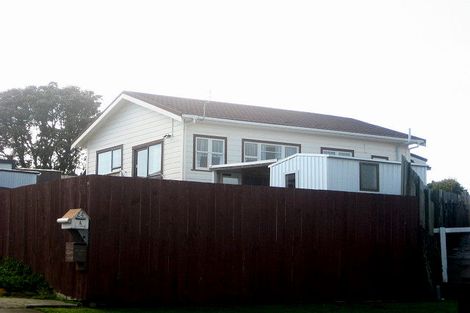 Photo of property in 24 Tahurangi Place, Spotswood, New Plymouth, 4310