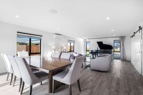 Photo of property in 9 Feather Place, Rolleston, 7615