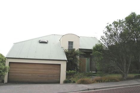 Photo of property in 1/8 Stoneleigh Court, Sunnynook, Auckland, 0632