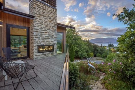 Photo of property in 22 Aspiring Terrace, Wanaka, 9305