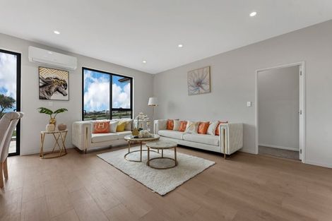 Photo of property in 14a Mclarin Road, Glenbrook, 2681