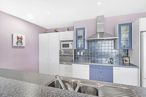 Photo of property in 12 Highwood Lane, Burnside, Christchurch, 8053