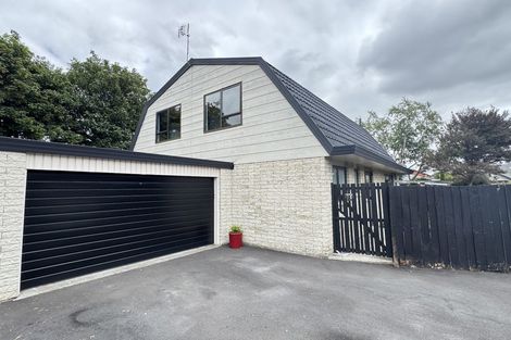 Photo of property in 1/74 Jeffreys Road, Fendalton, Christchurch, 8052