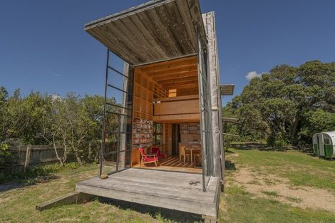 Photo of property in 342 Tangiora Avenue, Whangapoua, Coromandel, 3582