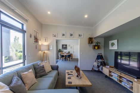 Photo of property in 81 Kyle Road, Waipukurau, 4281