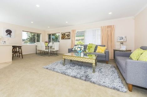 Photo of property in 54b Santa Ana Drive, Dannemora, Auckland, 2016