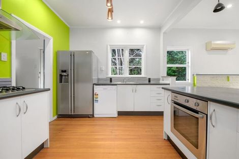 Photo of property in 36 Forest Lake Road, Forest Lake, Hamilton, 3200