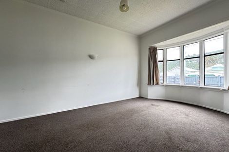 Photo of property in 173 Onepu Road, Lyall Bay, Wellington, 6022